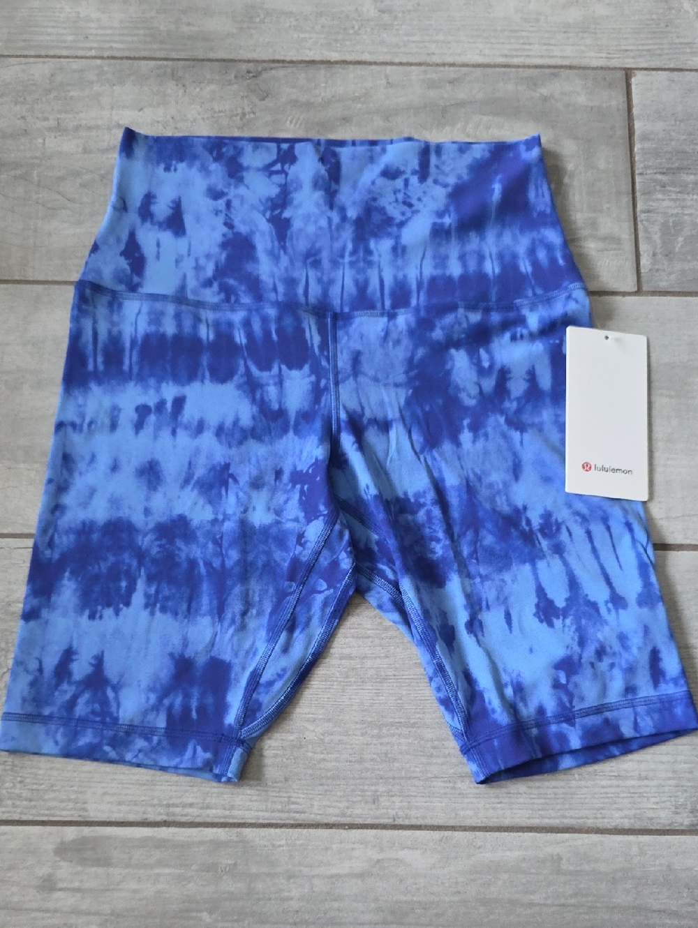 Lululemon Align Blue Tie-Dye Women’s Bike Shorts